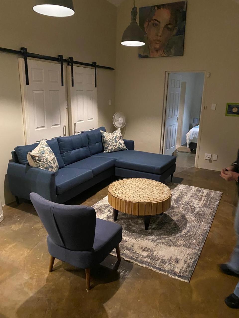 קלרנס Lola'S Self Catering Accommodation מראה חיצוני תמונה